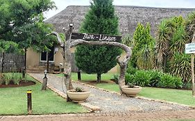 Tava Lingwe Game Lodge & Wedding Venue